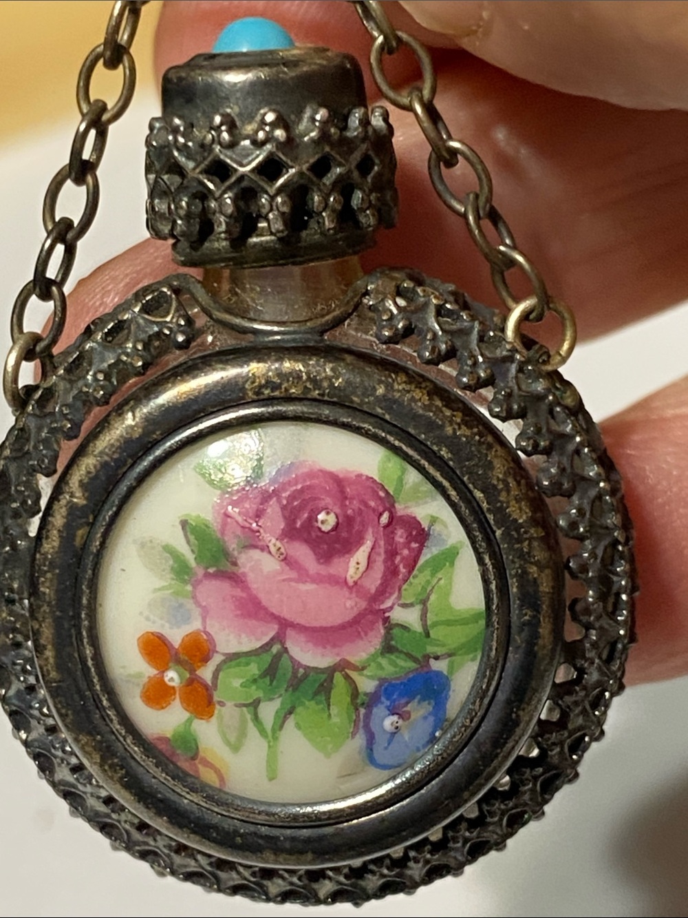 PRETTY Vintage Limoges Silver tone floral Filigree Perfume Bottle bar Pin Brooch